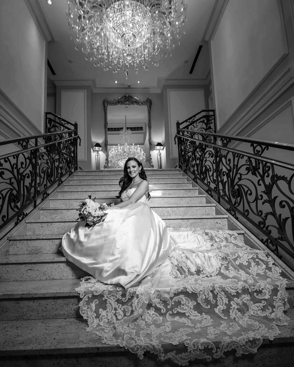 Wedding video sample (black and white)