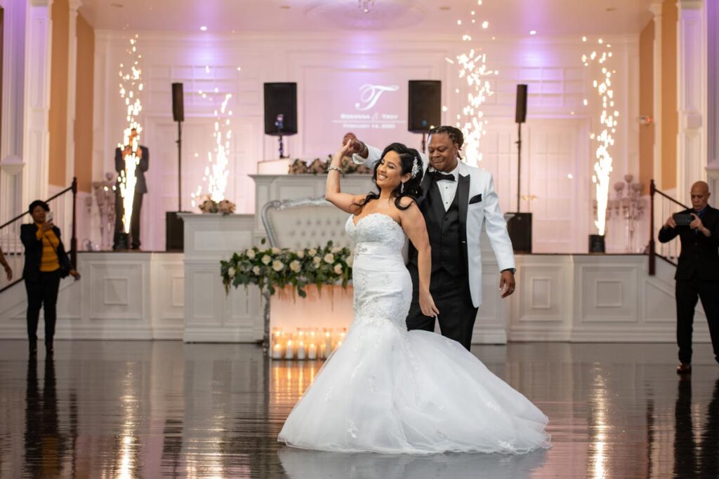 Newlyweds dancing at The Hamilton Manor, Hamilton Township
