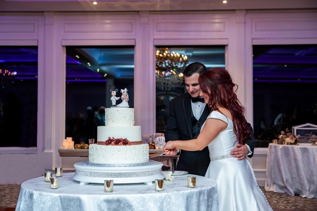 Cake cutting ceremony, The Mill Lakeside Manor
