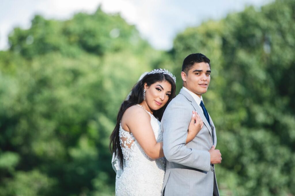 wedding couple at Perona Farms, NJ