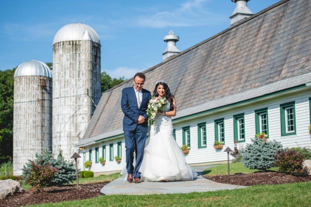 newlyweds at Perona Farms, NJ