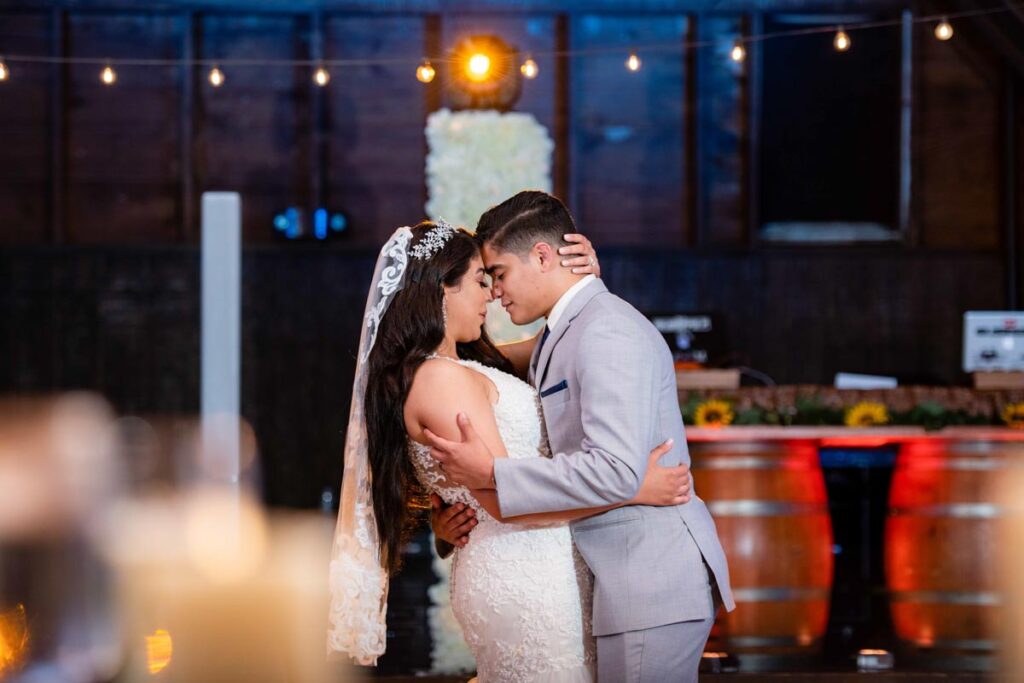 happy newlyweds kissing Perona Farms, NJ