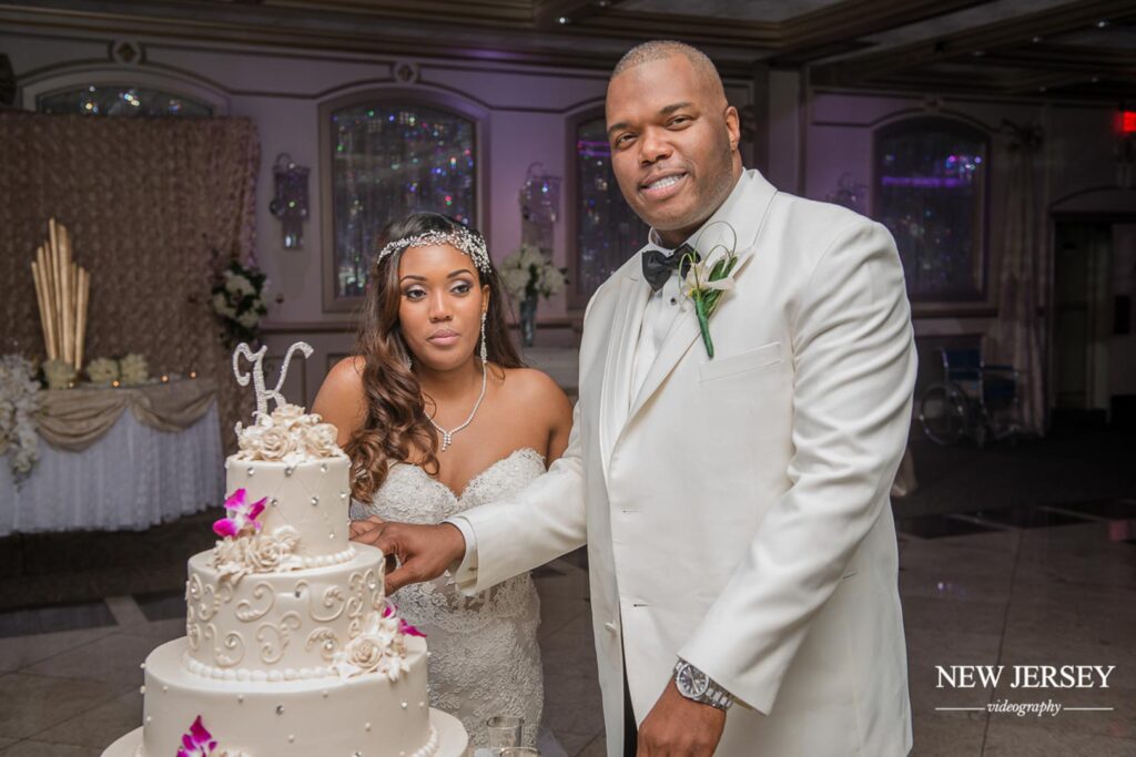 Wedding couple at The Royal Manor, Garfield