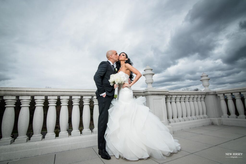 amazing photosession of wedding couple