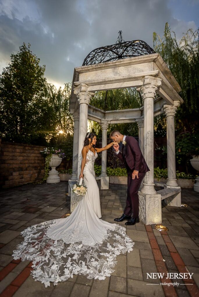 nj amazing photoshoot of marriage couple