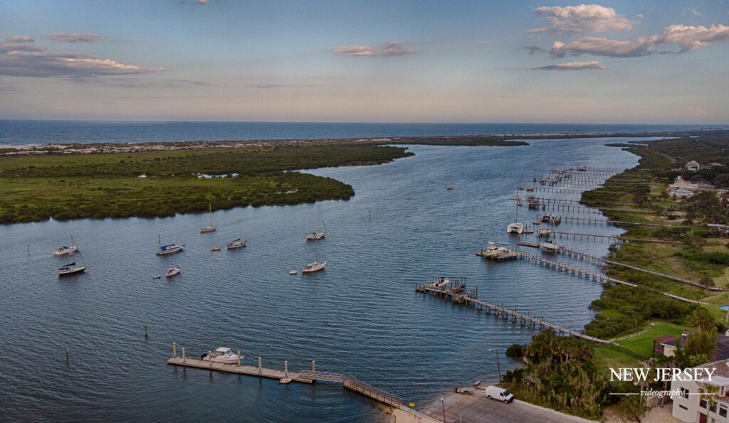 houseboats on the river