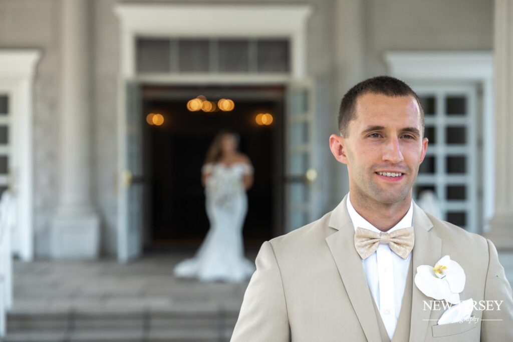 groom waiting for his bride