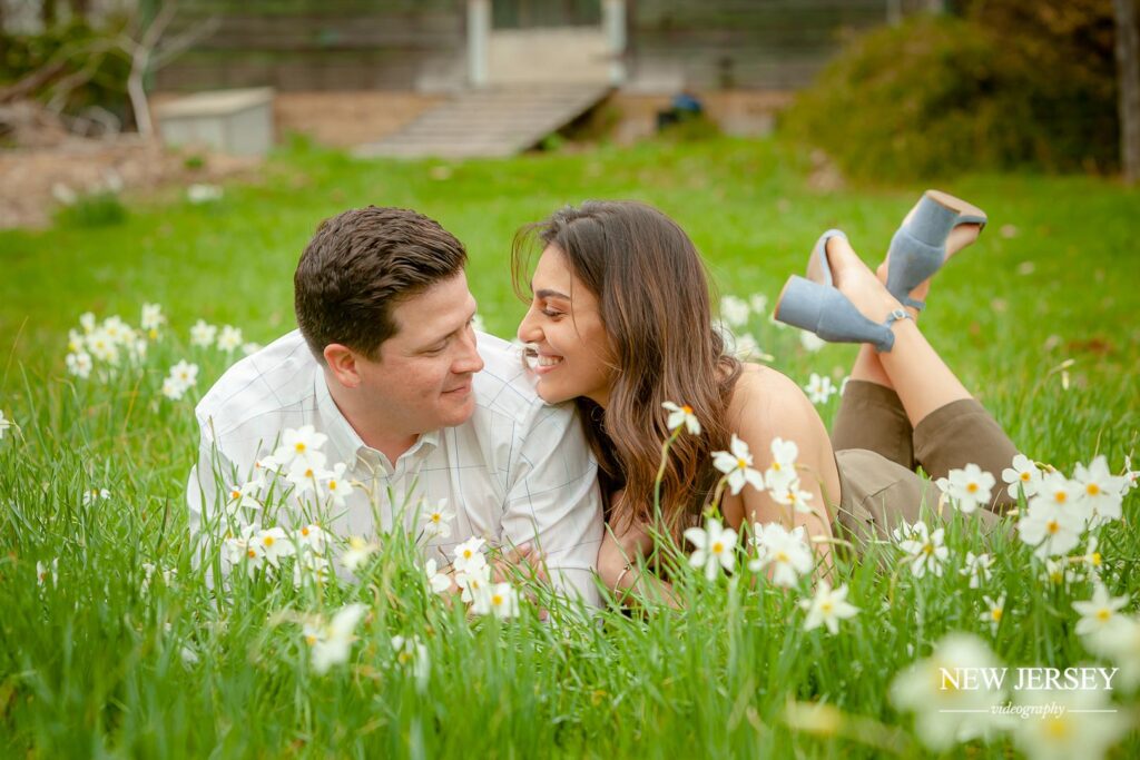 NJ Engagement Photo - outdoor portrait