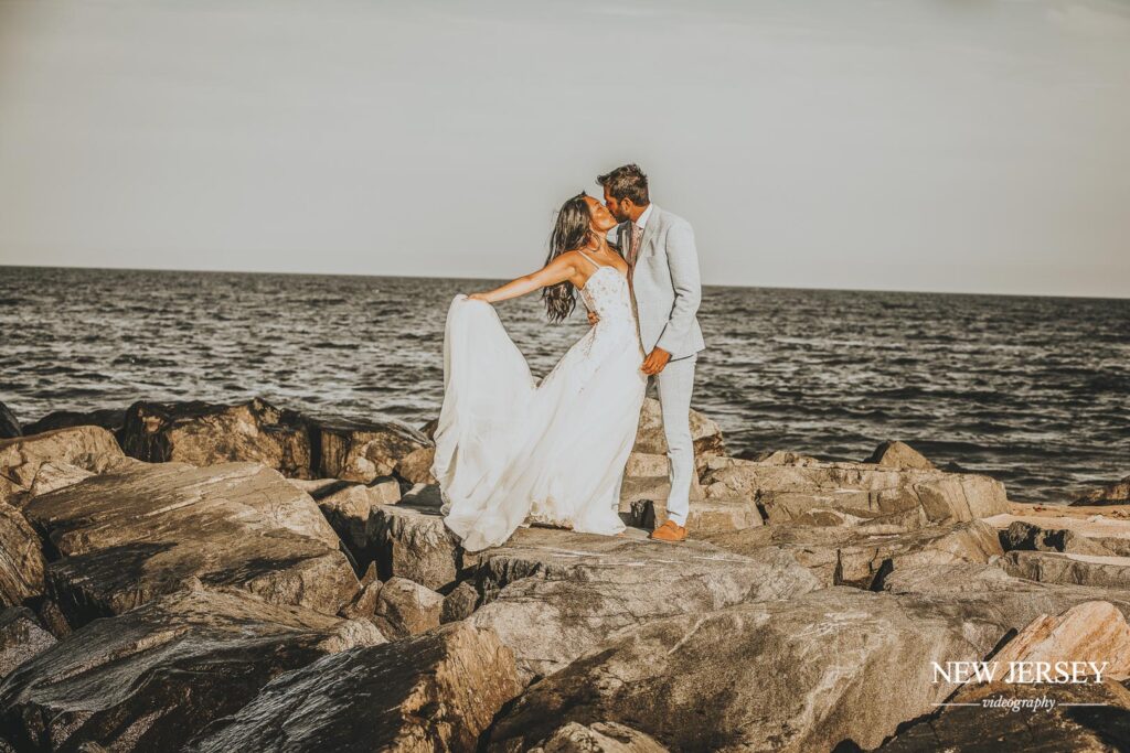 a beautiful photoshoot of wedding couple on the waterfront