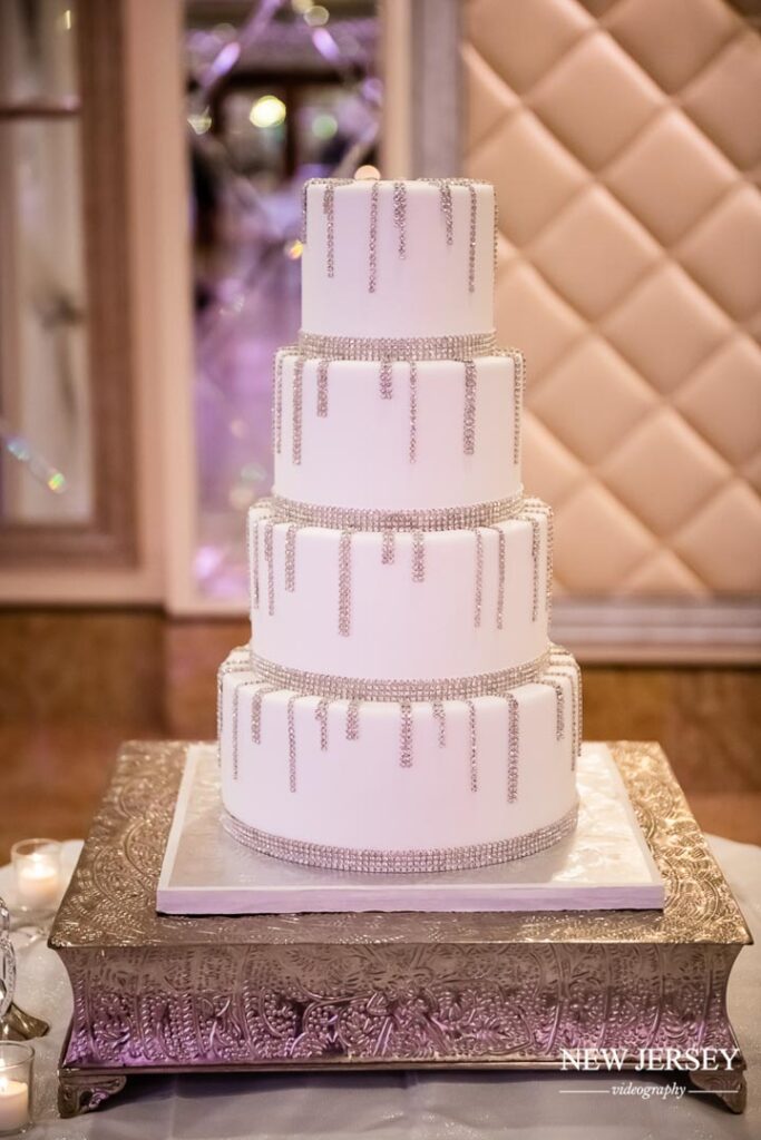 wed cake Seasons Catering, Township of Washington, NJ