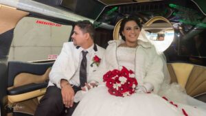 wedding couple in a car