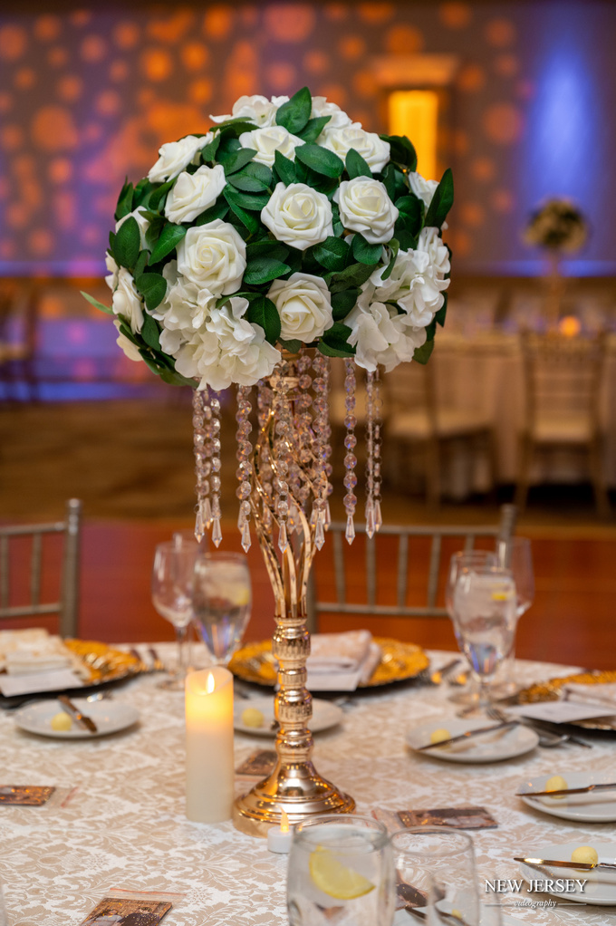 Focus on the centerpieces